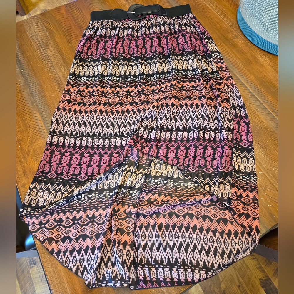 🎉5/$10 New No Boundaries Pink and Black Midi A-Line Skirt Juniors Large